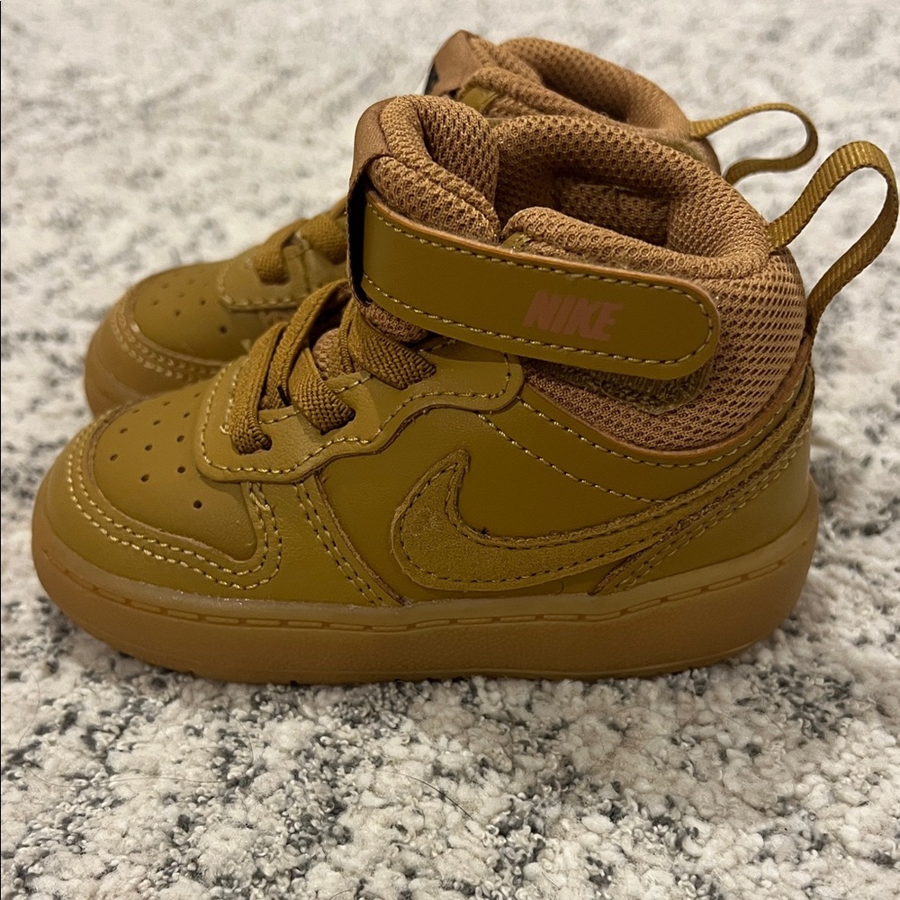 Nike Court Borough Mid 2 Toddler Boys Sneaker - size 5C